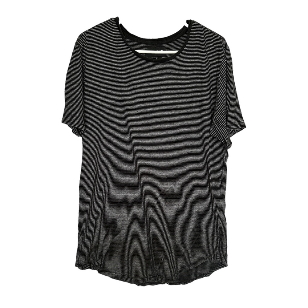 PacSun Mens Large T-shirt Black & White Striped